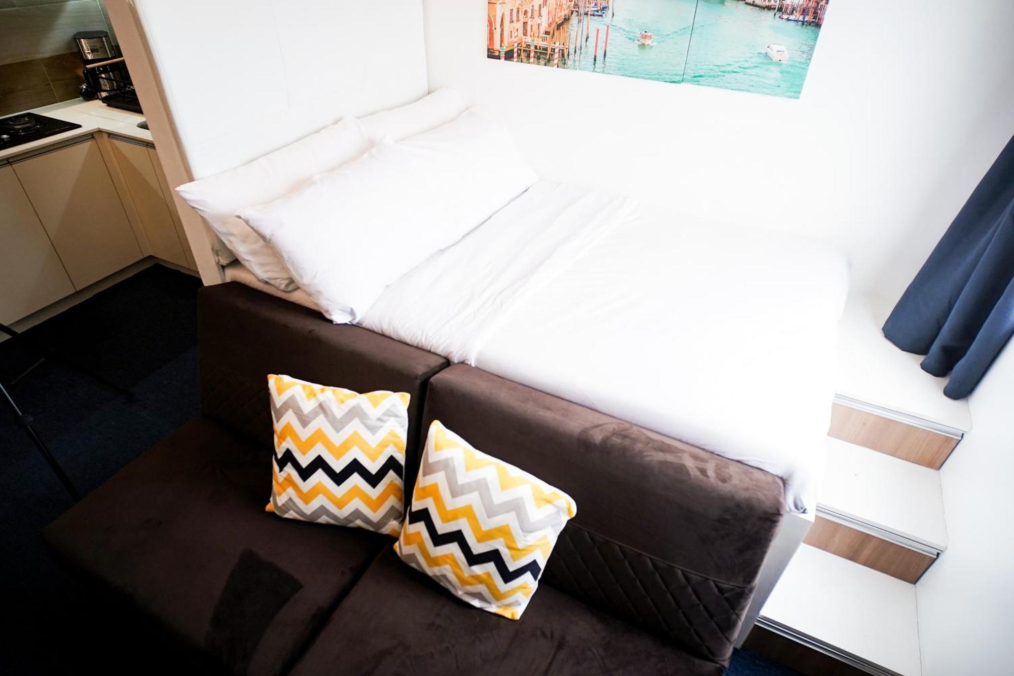 Modern Designed Studio Condo Near Ayala Centrio Cagayan de Oro Eksteriør bilde